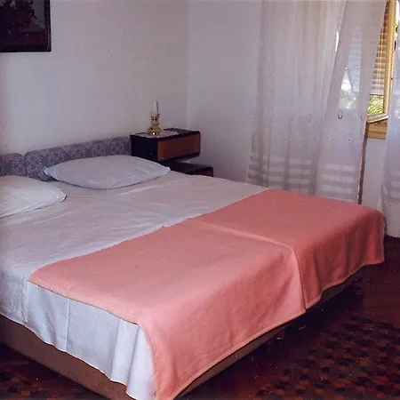 Gasthuis House 3*